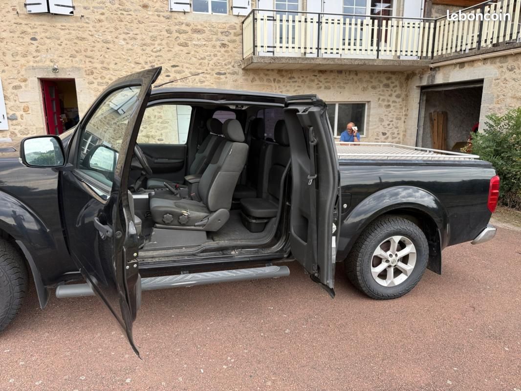 Nissan Navara TVA récupérable 15992 HT /TVA recupérable 15992HT/4 Pneus Neuf/ Attelage/ (image 27)