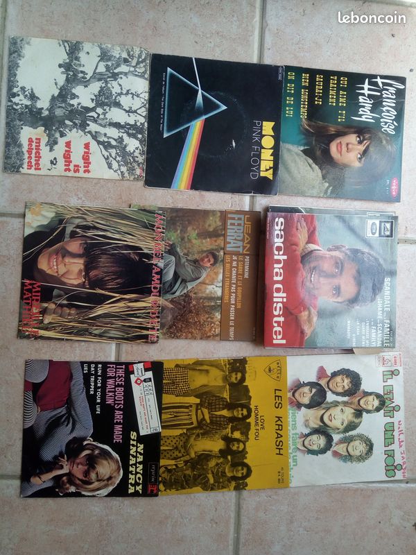 Lot Disques vinils 45T (image 1)