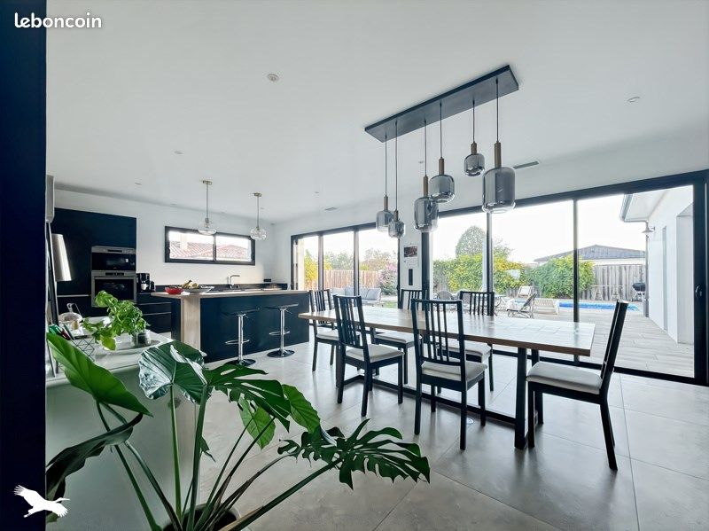 Maison 5 pièces 181 m² · à Cambes · 181 m² · 596 000 €