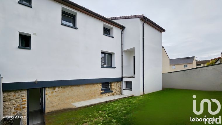 Maison 8 pièces 144 m²