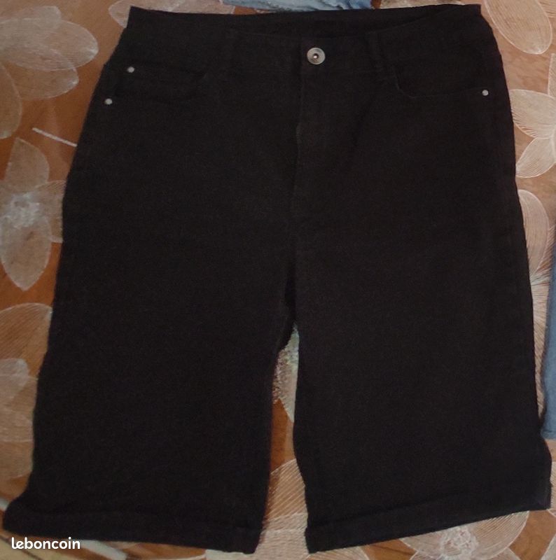 Short ou Pantacourts - Taille 38 (en lot ou à la pièce° (image 4)