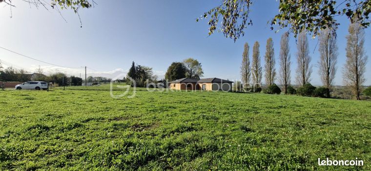 Terrain 3 239 m² Oueilloux