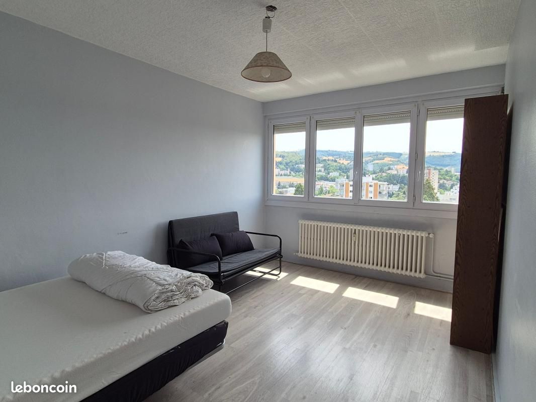 Appartement 1 pièce 33 m² · à Saint-Étienne · 33 m² · 50 000 €