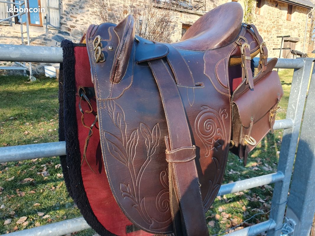 18, Marron: Selle Australienne En Cuir Graissé Complète
