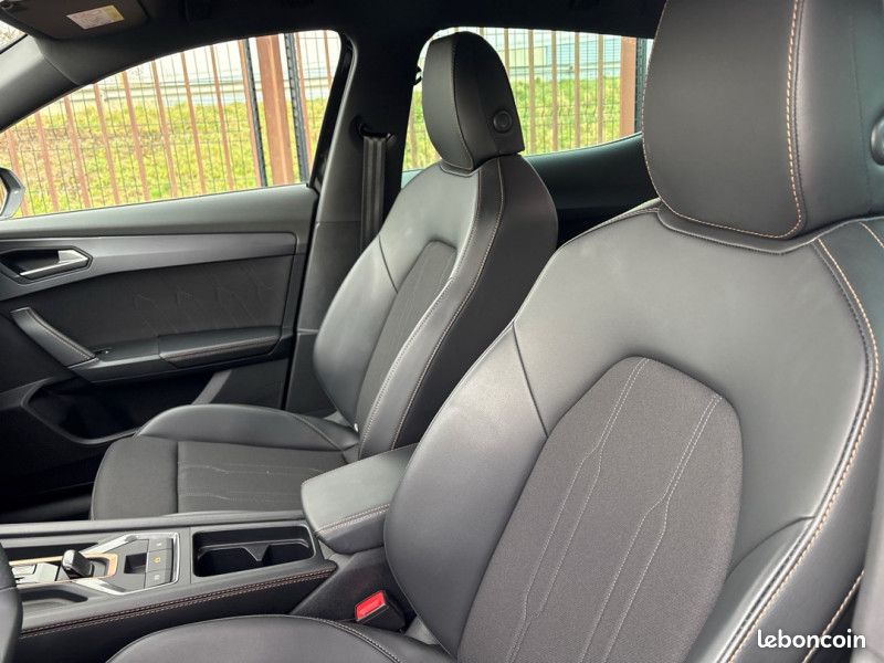 Cupra FORMENTOR 1.5 ETSI HYBRID 150CH V DSG7 (image 11)