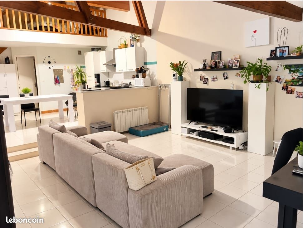 Appartement 4 pièces 130 m² · à Angoulême · 130 m² · 960 €/mois