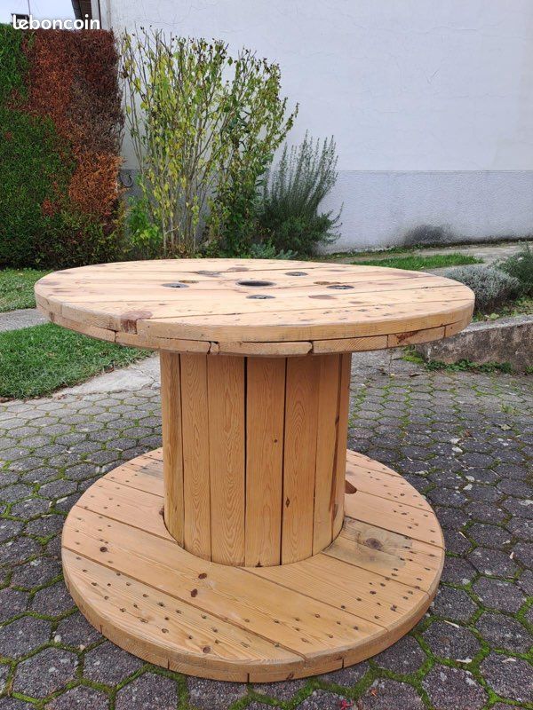 Touret Table (image 2)