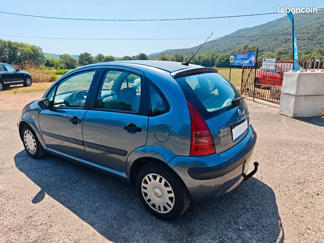 Citroën c3 1.4 70 cv / clim ok / attelage / ct ok (image 4)