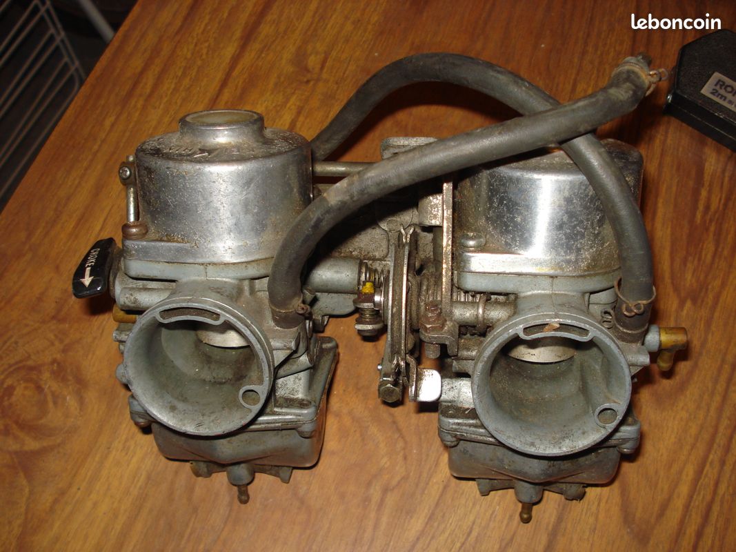 Paire de Carburateurs Keihin (image 1)
