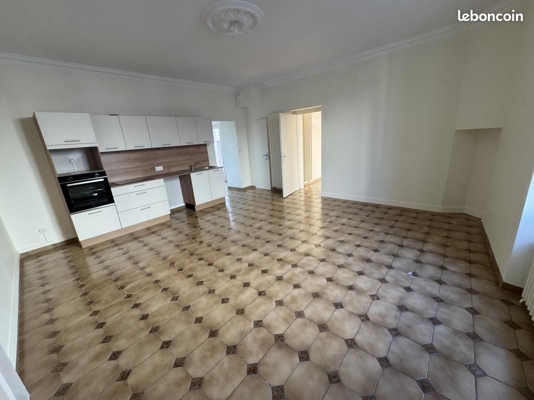 Appartement 3 pièces 81 m² · à Angers · 81 m² · 1 000 €/mois