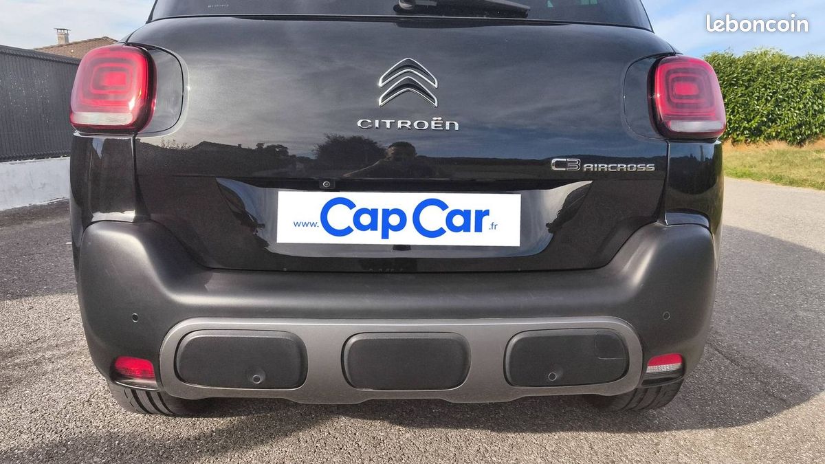 Citroën C3 Aircross 1.2 PureTech 110 EAT6 Shine (image 21)