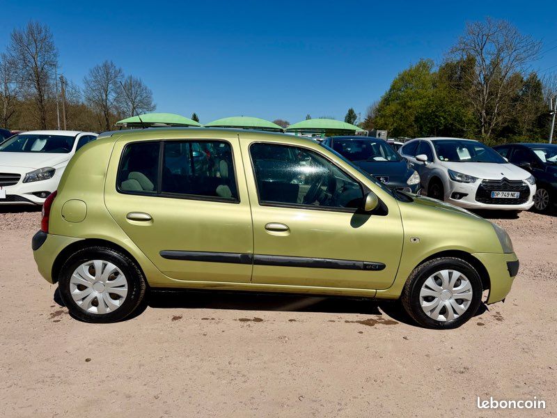 Renault clio 2 1.5l dci 80cv finition privilège 218.000kms 04/2004 clim auto regulateur (image 8)