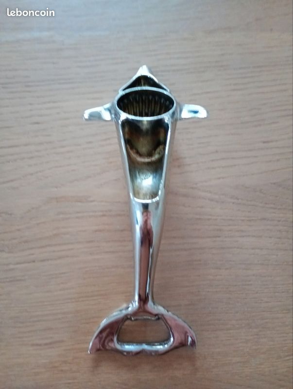 Décapsuleur en laiton Forme Dauphin Longueur : 80mm Argenté - Vendu