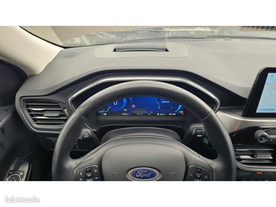 Ford Kuga Titanium 1.5 EcoBlue 120cv BVA 4x2 + Pack Techno + Assistance + Attelage + Barre de Toit (image 5)