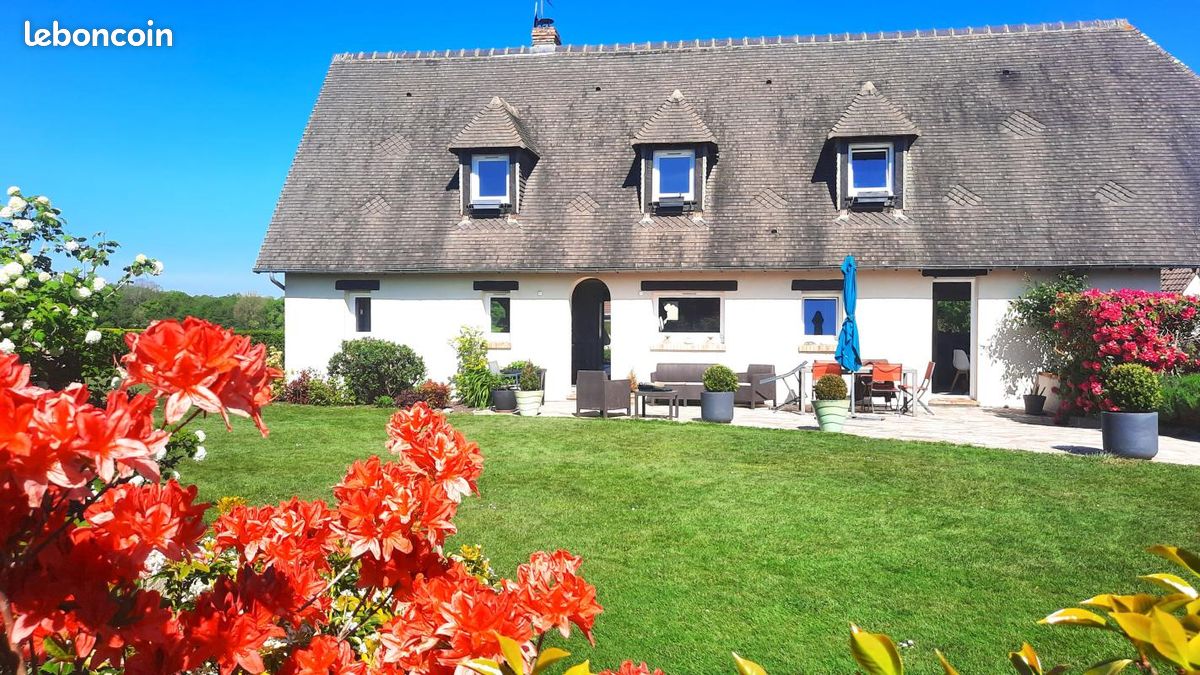 Maison 6 pièces 159 m² · à Saint-Éloi-de-Fourques · 159 m² · 380 000 €