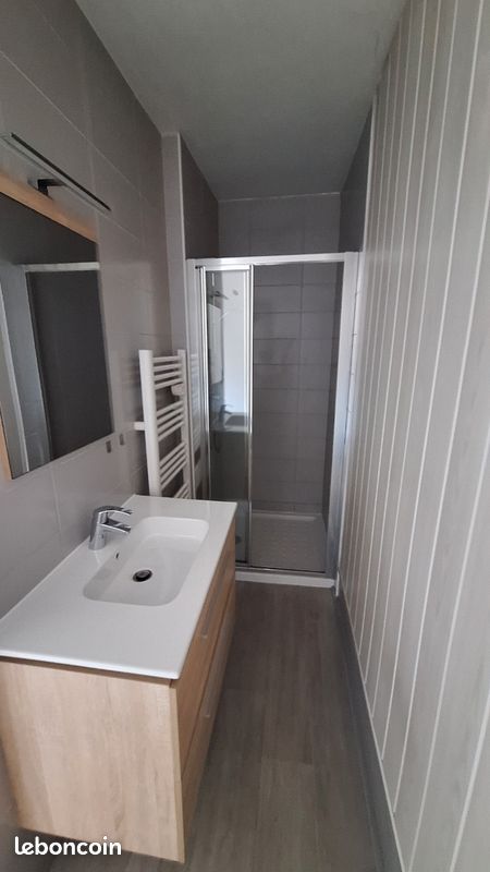Appartement 5 pièces 100 m² · à Audincourt · 100 m² · 700 €