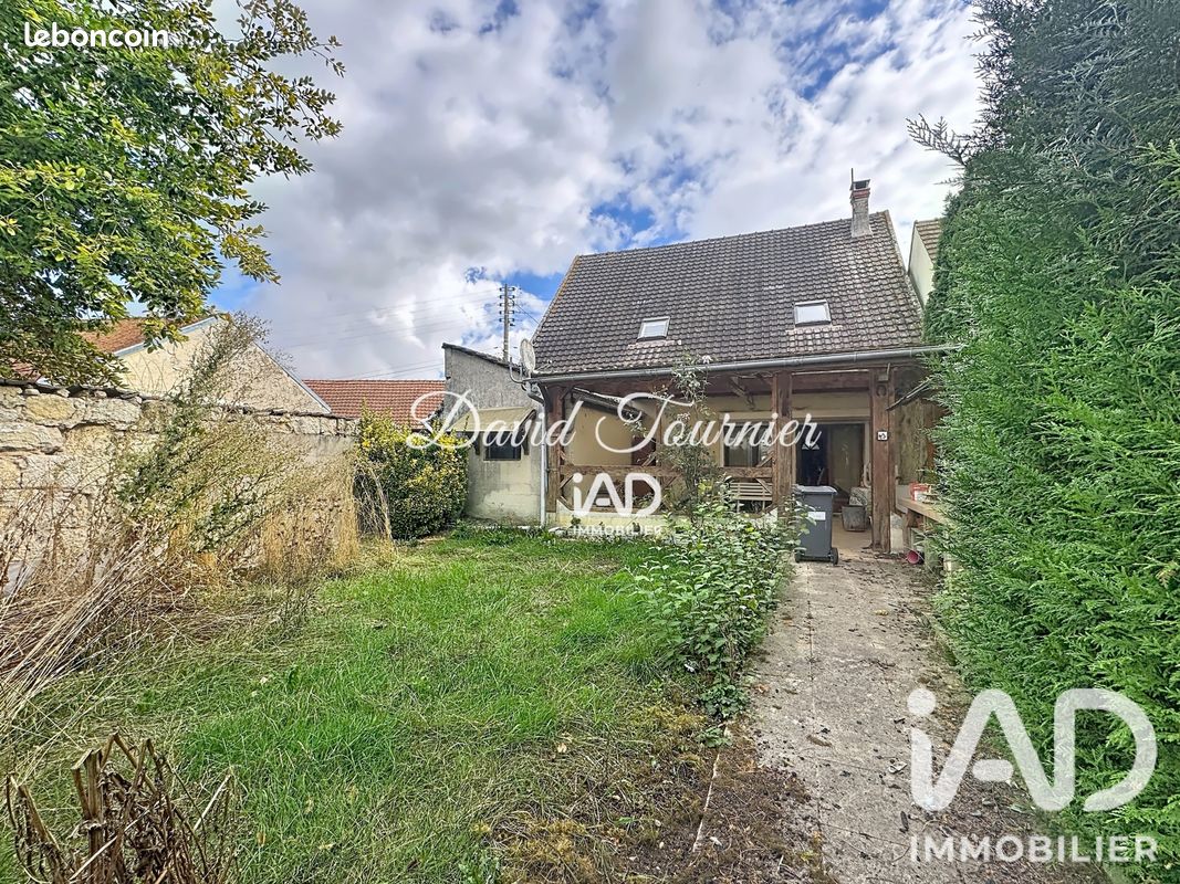 Maison 6 pièces 110 m² · à Neuilly-Saint-Front · 110 m² · 139 000 €