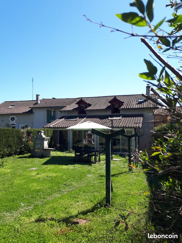 Maison 7 pièces 175 m² · à Bourdeilles · 175 m² · 245 000 €