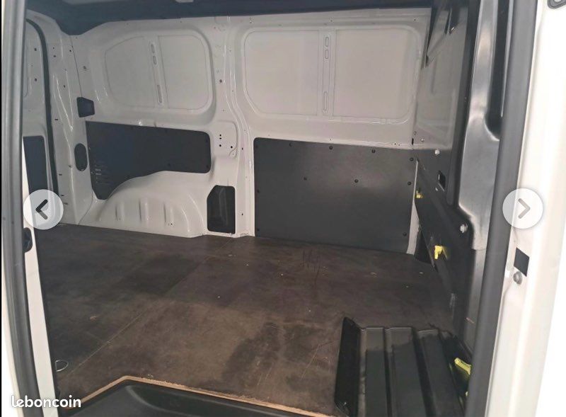 Citroën Jumpy 2.0 BLUEHDI EAT8 180CV Asphalt (image 12)