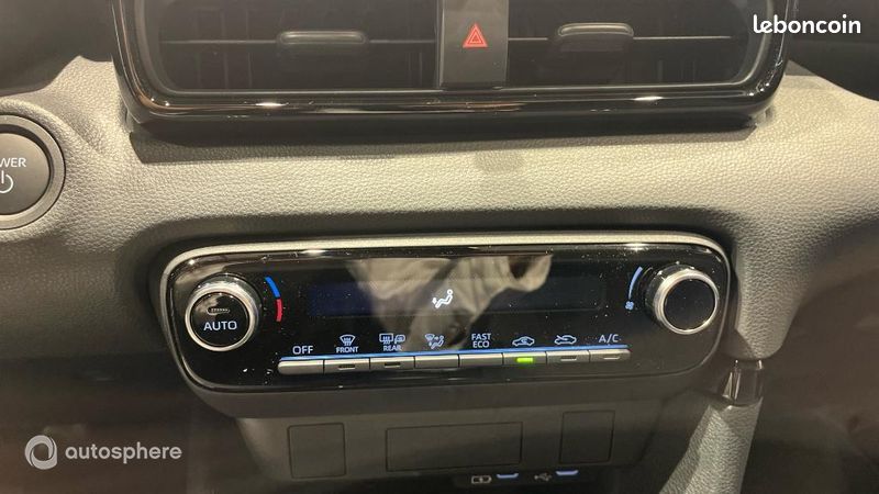Toyota Yaris 116h Design 5p MY25 (image 27)