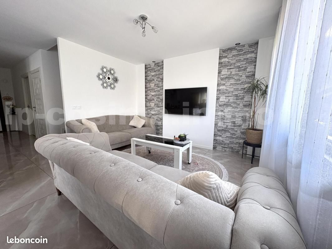 Maison 5 pièces 112 m² · à Scionzier · 112 m² · 415 000 €