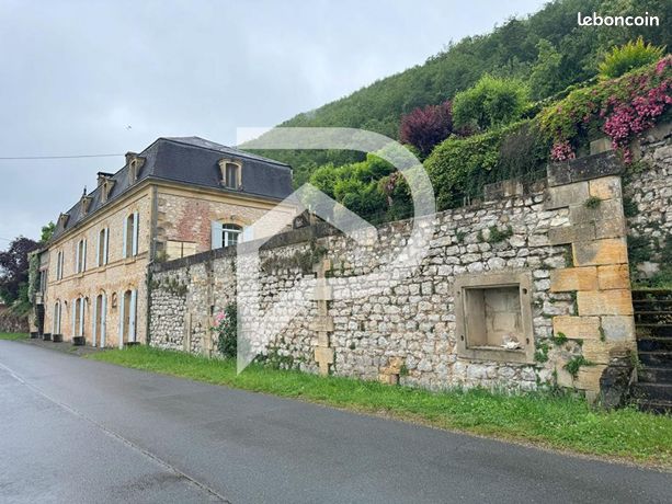 Maison 7 pièces 219 m²