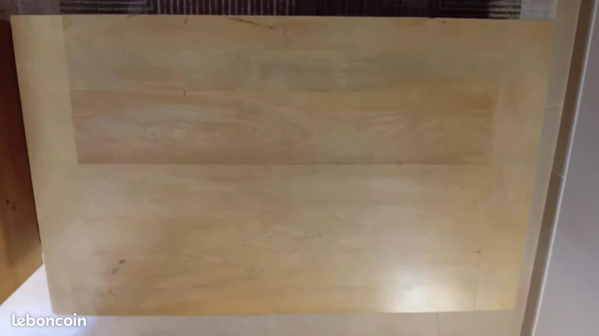 Table basse très solide (image 5)