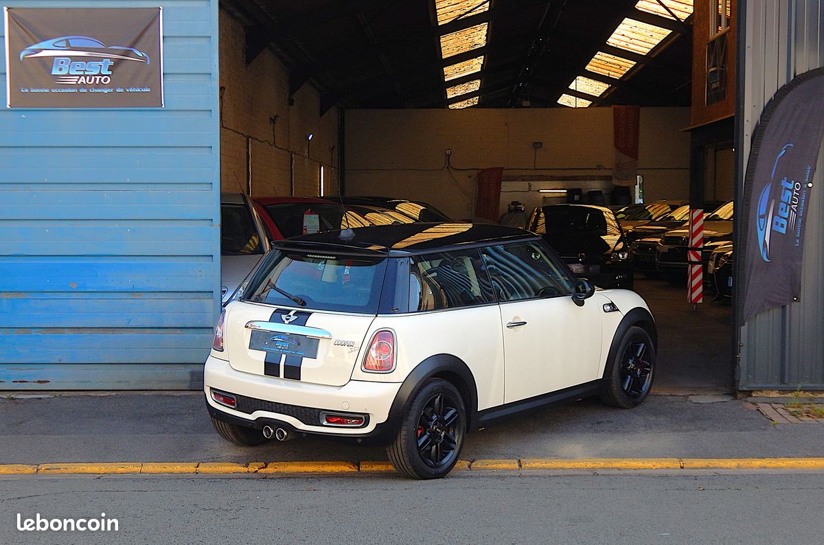 🚘️🚘️ MINI COOPER SD 2L 143cv 121 247KM 31/05/2012 🚘️🚘️ (image 2)