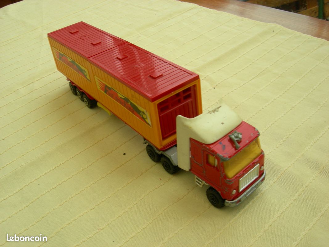 ANCIEN CAMION MAJORETTE Scania ou remorque jaune voiture jouet voiture