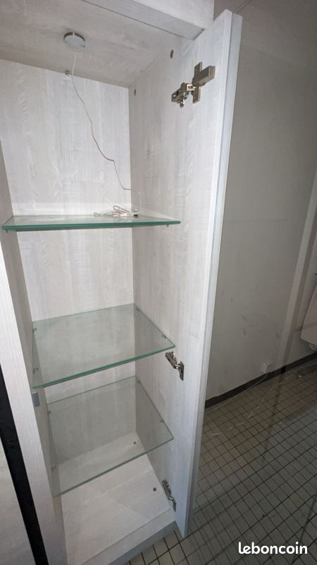 Vend Meuble blanc/noir avec verrière (image 4)
