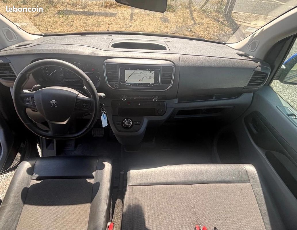 Peugeot Expert 2.0 HDi 180cv - Boite Automatique - 2019 (image 9)
