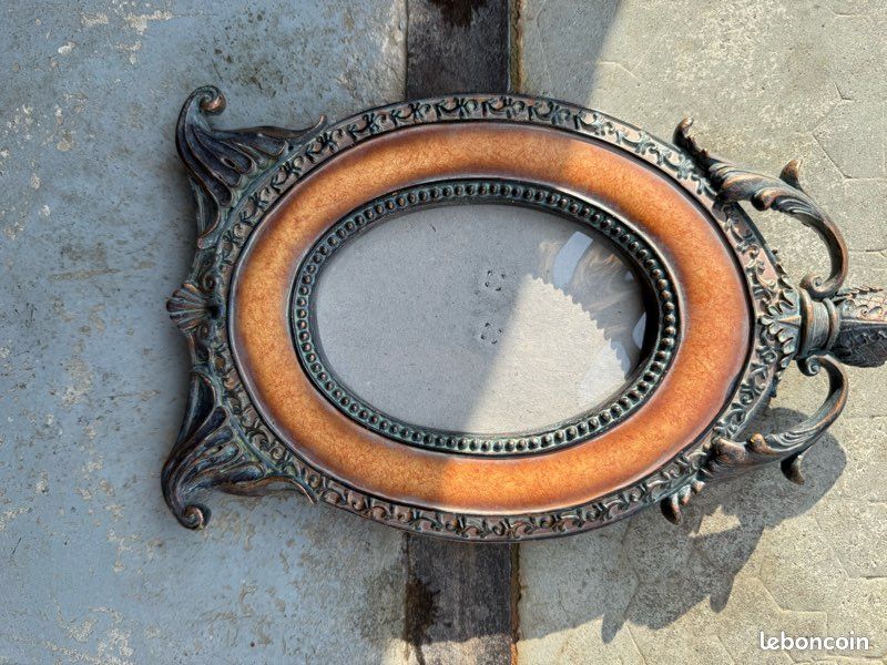 Cadre ovale baroque bois et bronze (image 2)