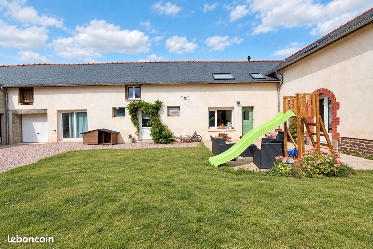 Maison 9 pièces 220 m² · à Mordelles · 220 m² · 433 500 €