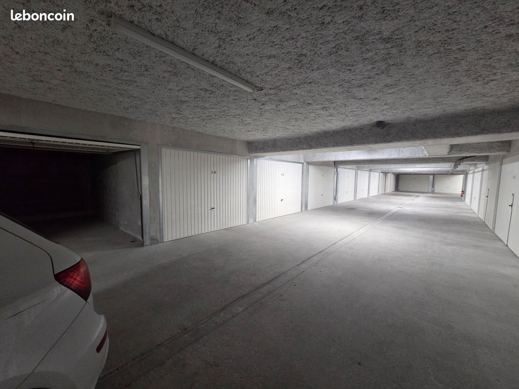 Garage individuel 16,80 m² - Résidence ́LE TANDEM (image 6)