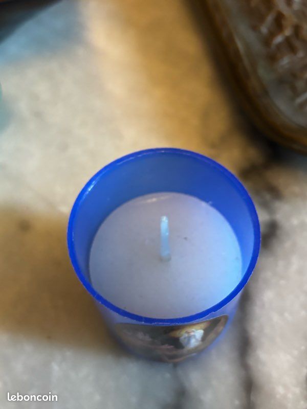 Lot de 10 Bougies de Neuvaine Prière à Lourdes 2026 - 17.5cm | La Boutique des Chrétiens