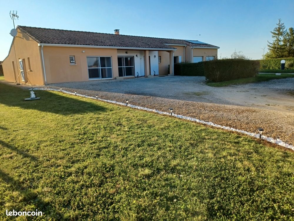 Maison 5 pièces 120 m² · à Saint-Mary · 120 m² · 250 000 €