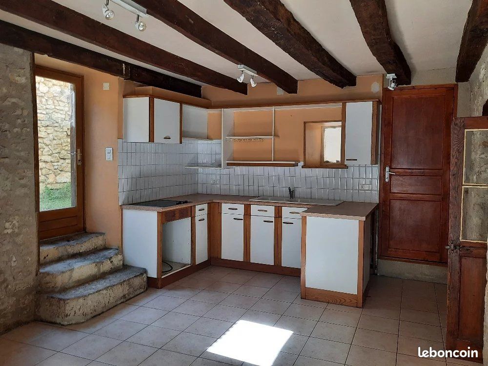 Maison de ville 6 pièces 136 m² - La Rochefoucauld-en-Angoumois 16110 (image principale 6)