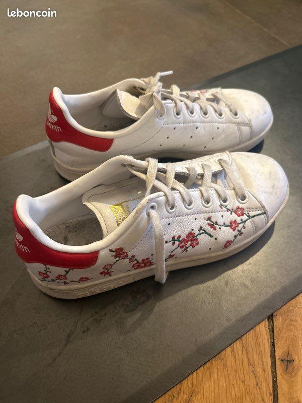 Fleurs Brodées Les Adidas Stan Smith Stan Smith Brodées Fleurs T36