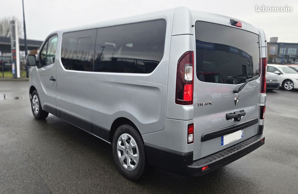 Renault Trafic Combi 2.0 Bluedci 150Ch Bvm6 Intens 9 places (image 2)