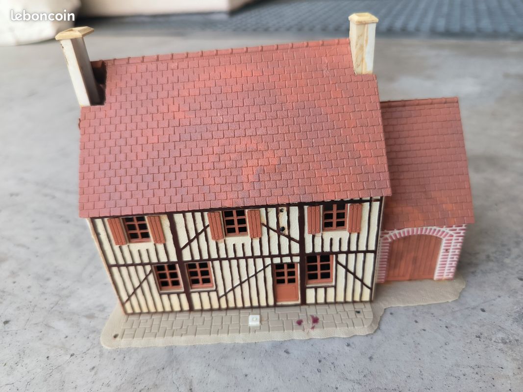 Maquette Maison MKD HO 615 - Bâtiment Boutique Pour Train électrique - Échelle HO - 1971