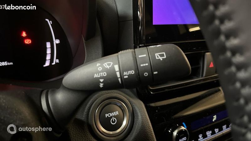 Toyota Yaris Cross 130h Design MY25 (image 24)