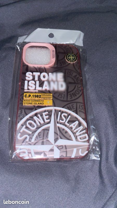 Coque iPhone 16 femme : protection et style