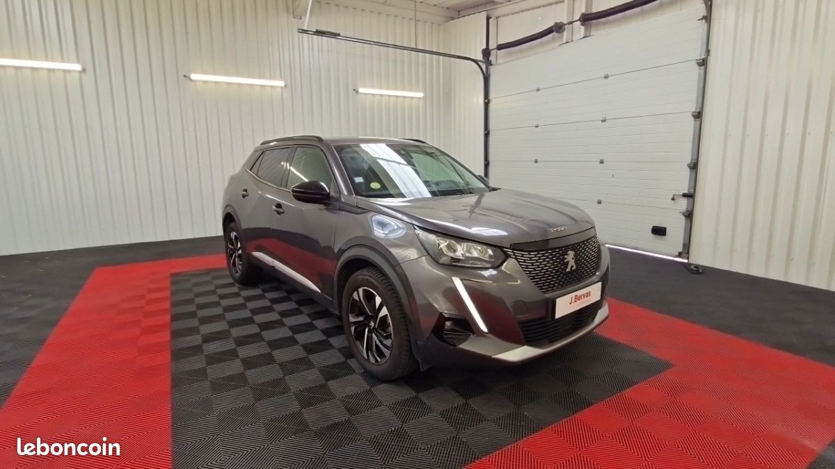 Peugeot 2008 BLUEHDI 130 S&S EAT8 ALLURE PACK (image 3)