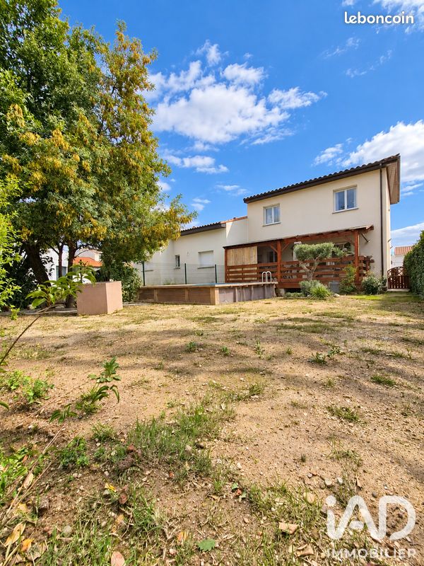 Maison 4 pièces 90 m² · à Saint-Estève · 90 m² · 249 000 €