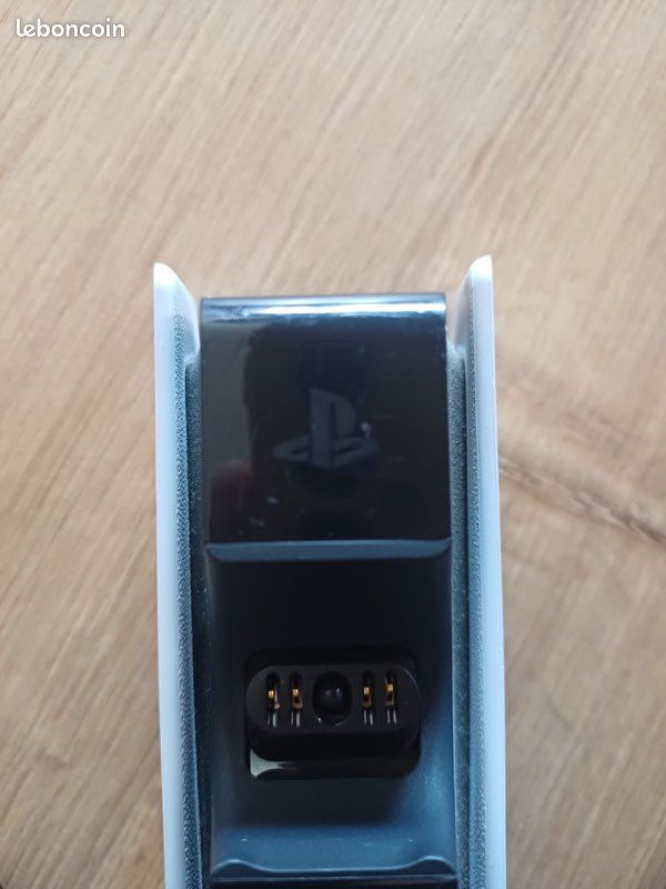 Manette PS5 + station de recharge officielle (image 4)