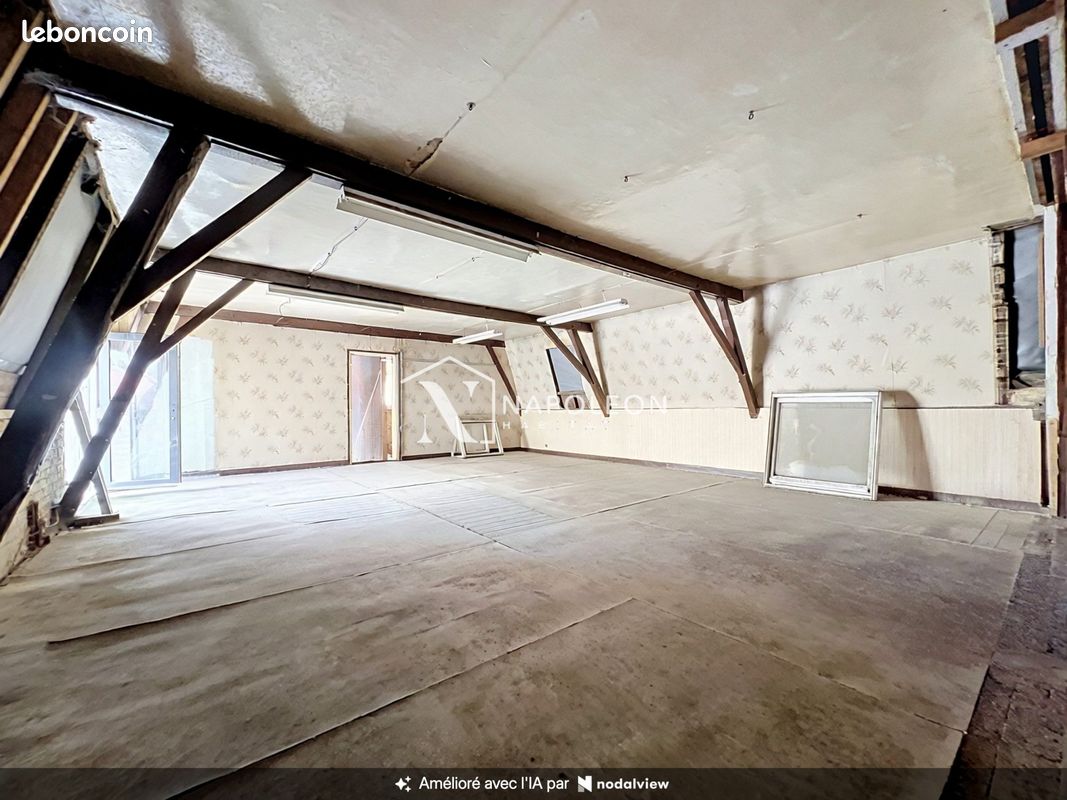 Appartement 4 pièces 100 m² · à Roubaix · 100 m² · 98 000 €