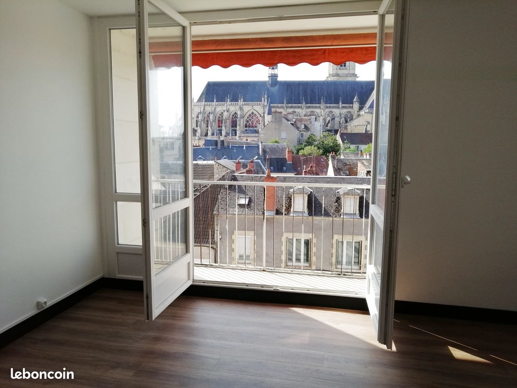 Appartement 3 pièces 64 m² · à Nevers · 64 m² · 800 €