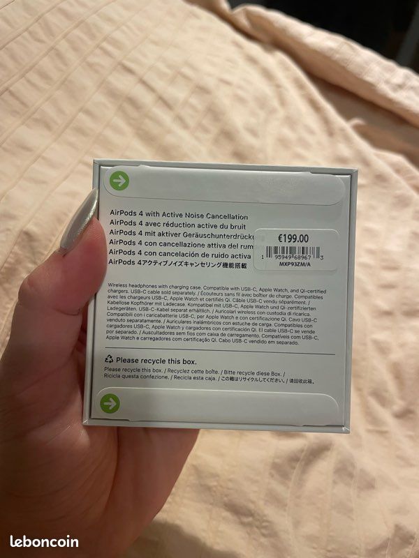 AirPods 4 neufs (image 2)