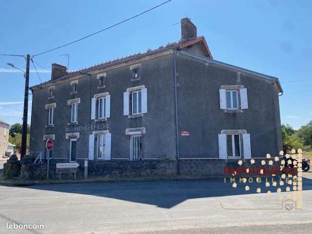 Maison 5 pièces 114 m² · à Pougne-Hérisson · 114 m² · 81 000 €