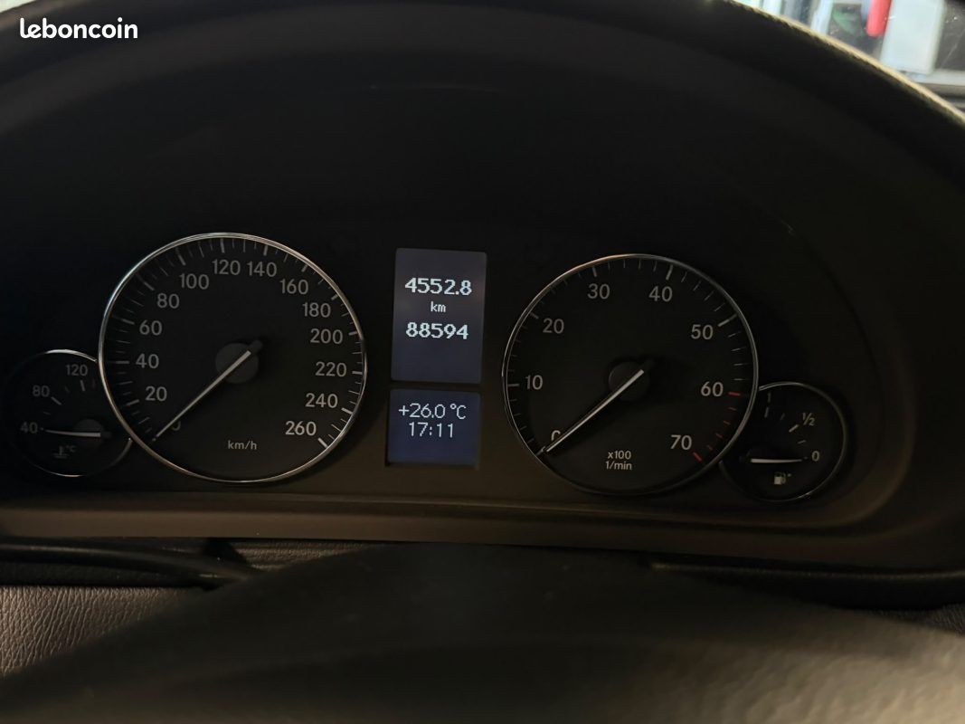 MERCEDES CLASSE C180 COUPE 1.8 KOMPRESSOR 143 Cv - CARPLAY & ANDROID ...